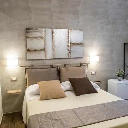 La Dimora Di Parthenope Ferrara Bed & Breakfast 3*